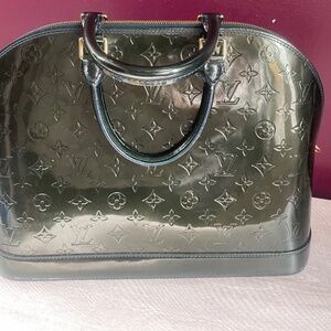 Louis Vuitton- Alma AGM